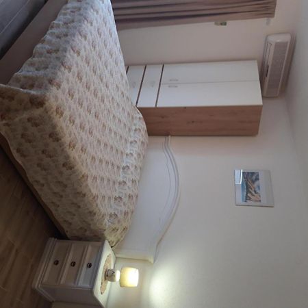 Rooms Nikola Tučepi Εξωτερικό φωτογραφία