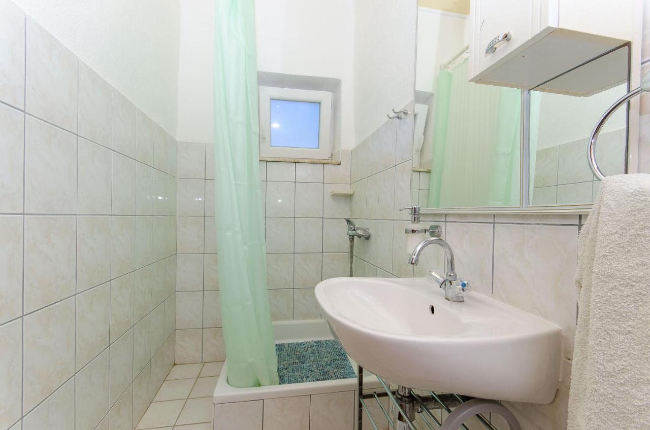 Rooms Nikola Tučepi Εξωτερικό φωτογραφία